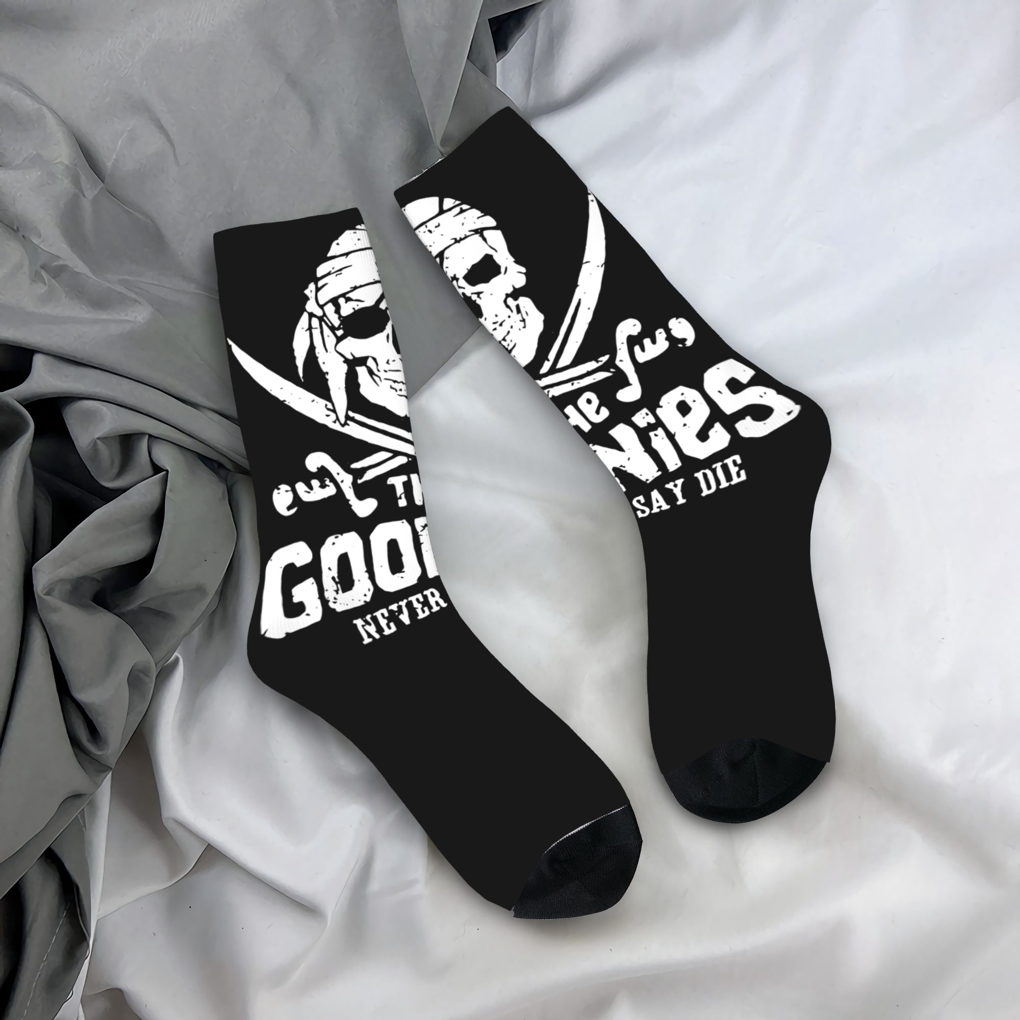 Custom Novelty Men's The Gooni - Dress Sock Men avis et prix